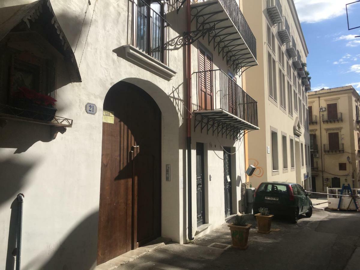 Discesa Delle Capre Studio Confort Palermo Dış mekan fotoğraf
